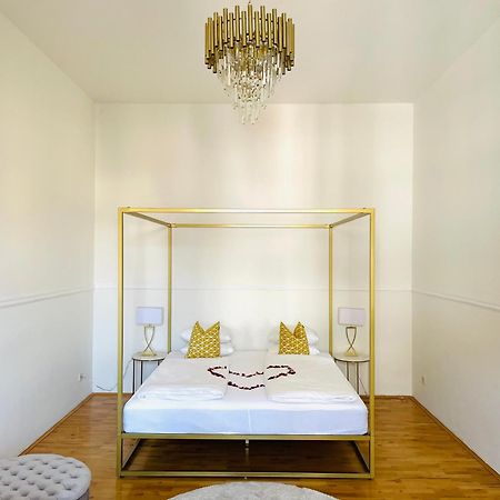 Apstay City Center Deluxe ǀ Free Parking ǀ Self Check-In Graz Extérieur photo