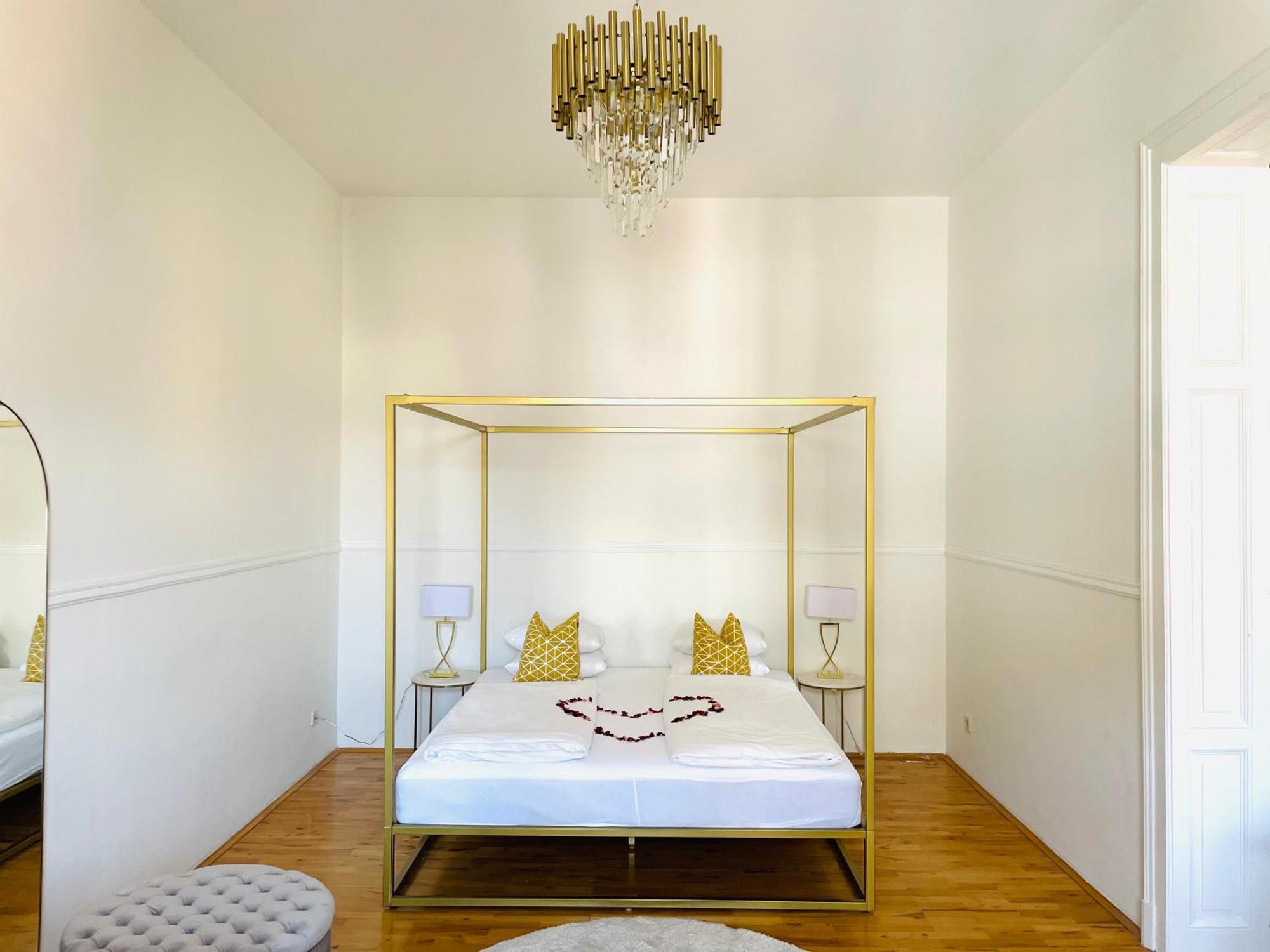 Apstay City Center Deluxe ǀ Free Parking ǀ Self Check-In Graz Extérieur photo